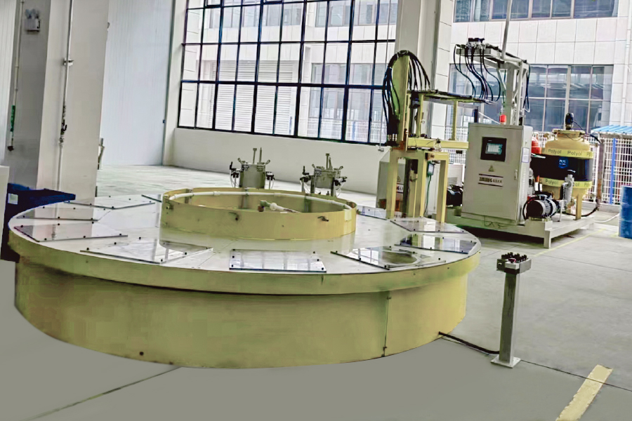 Proizvodna linija strojeva za ubrizgavanje pjene Proizvodna linija strojeva za ubrizgavanje pjene