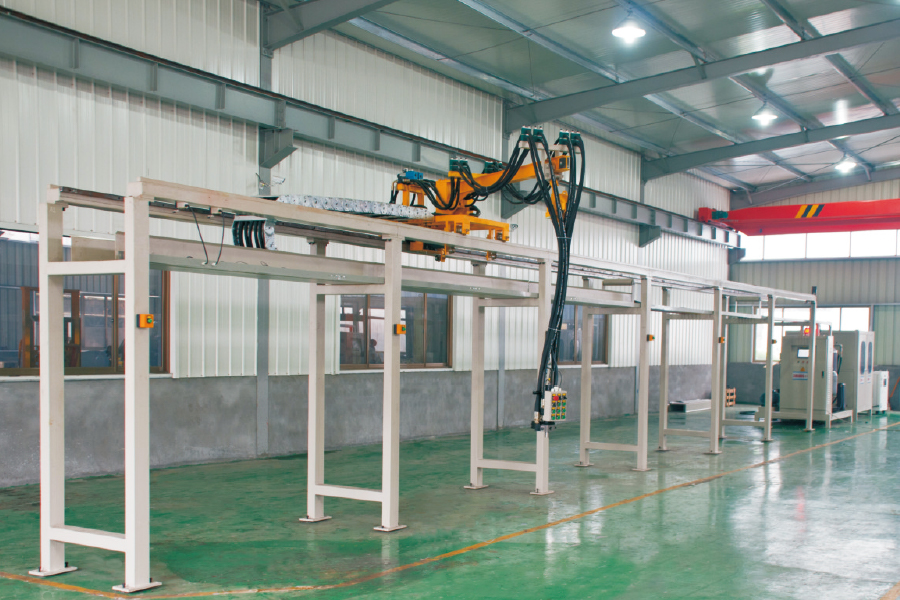 Linija za proizvodnju strojeva za ubrizgavanje pjene Linija za proizvodnju strojeva za ubrizgavanje pjene